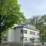 Vanapargi Residents In The Center 아파트 페르누