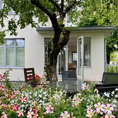 Vanapargi Residents Apartments In The City Center Apartment *