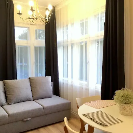 Vanapargi Apartments *