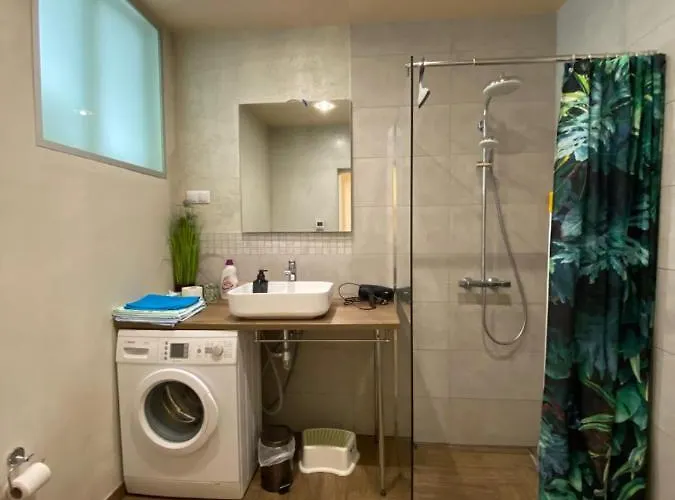 Vanapargi Residents In The Center *