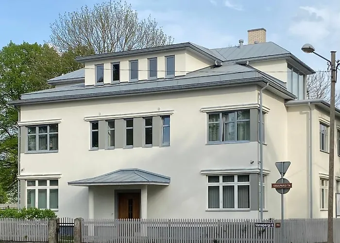 Vanapargi Residents In The Center Apartman *