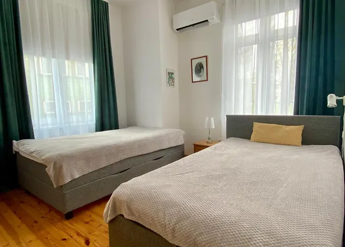 Apartman Vanapargi Residents In The Center *