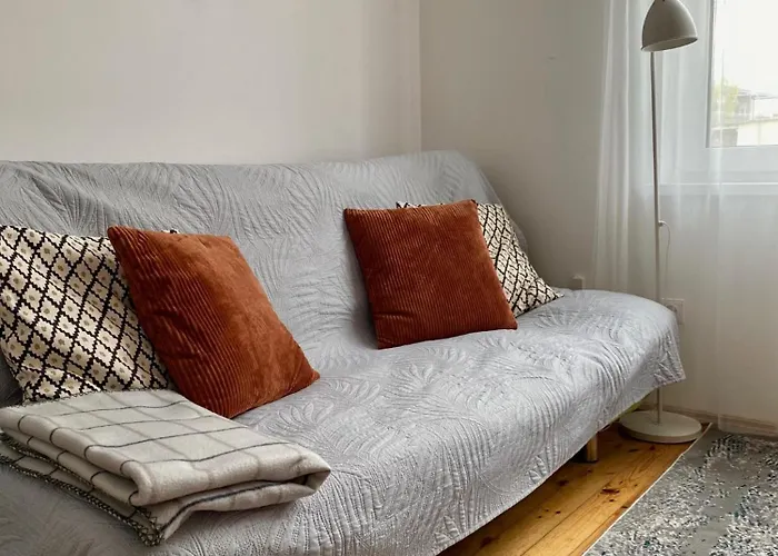 Vanapargi Residents In The Center 페르누